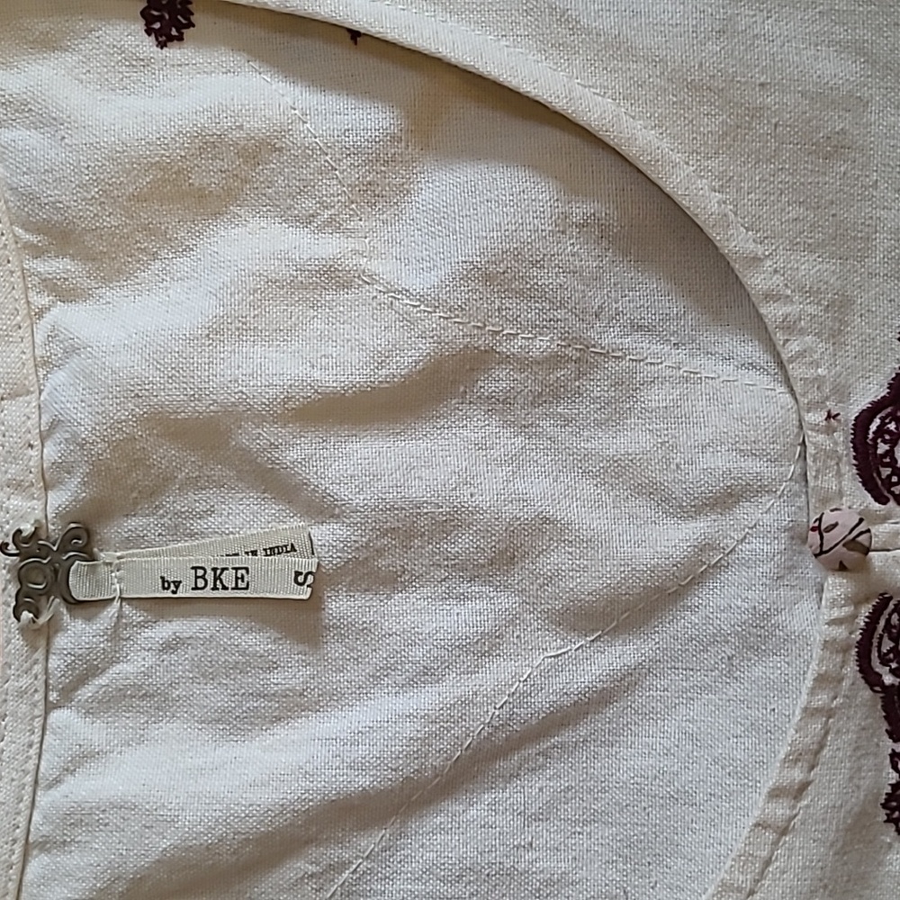 BKE Embroidered Tank - Picture 3 of 8